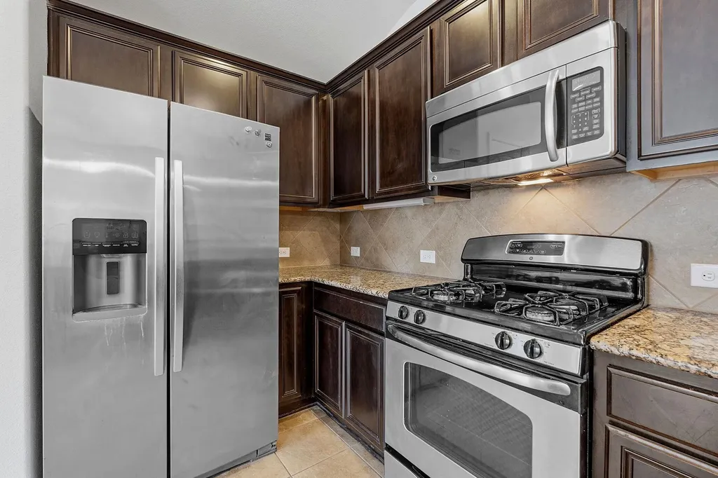 8541 Inca Dove Drive Austin TX 78729