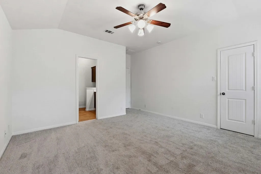 8541 Inca Dove Drive Austin TX 78729