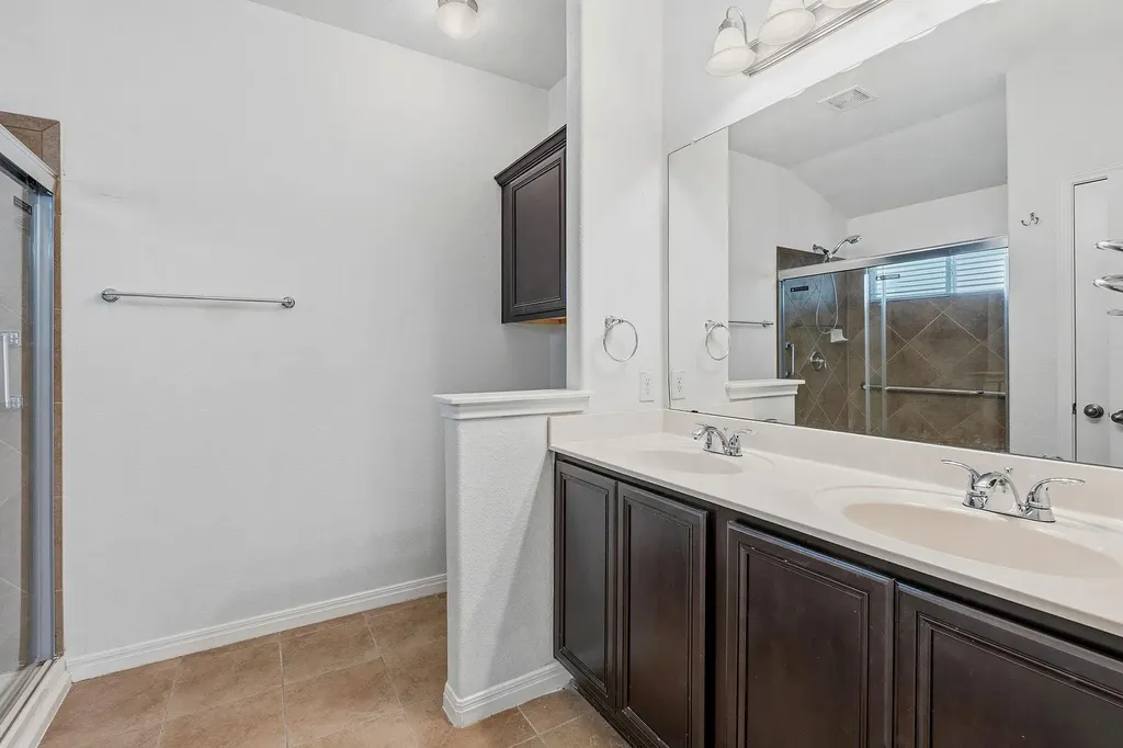 8541 Inca Dove Drive Austin TX 78729