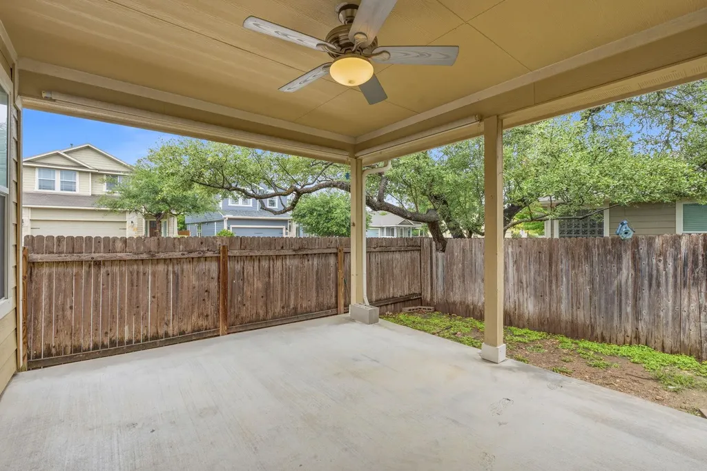 8541 Inca Dove Drive Austin TX 78729