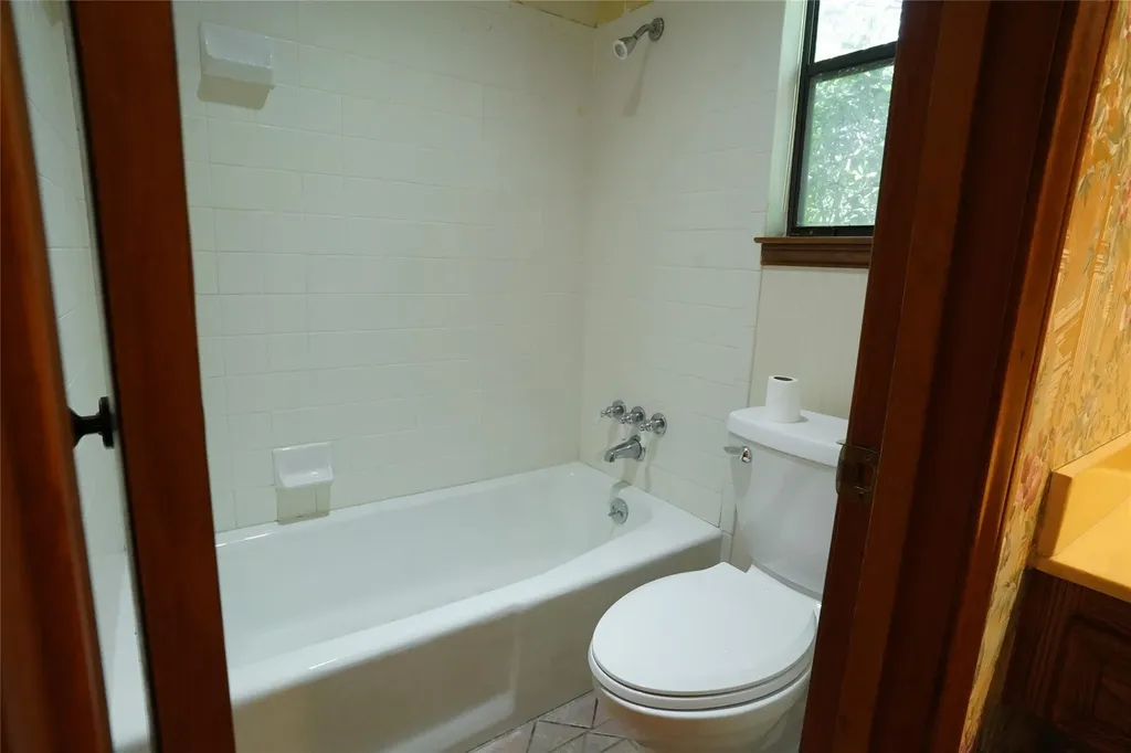 1603 W Creek Loop Round Rock TX 78681