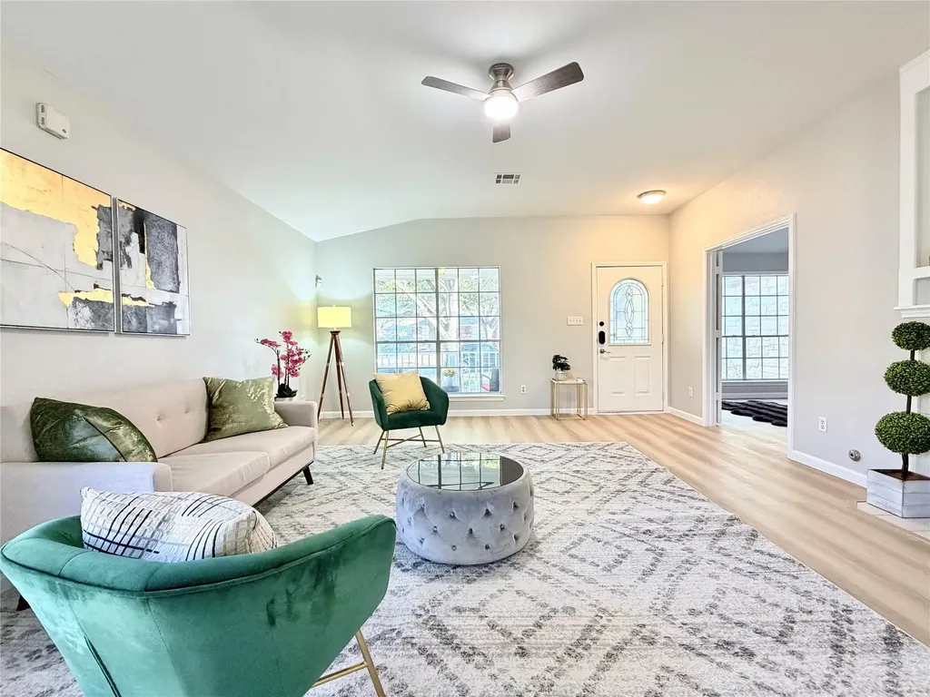 2417 Hallie Lane Round Rock TX 78664