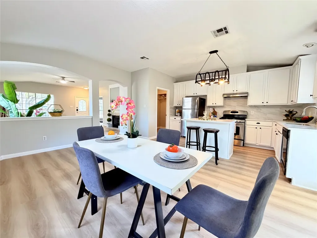 2417 Hallie Lane Round Rock TX 78664