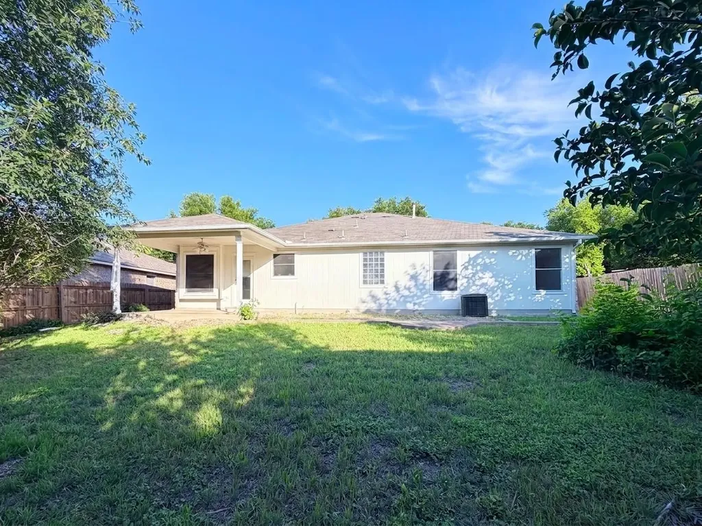 2417 Hallie Lane Round Rock TX 78664