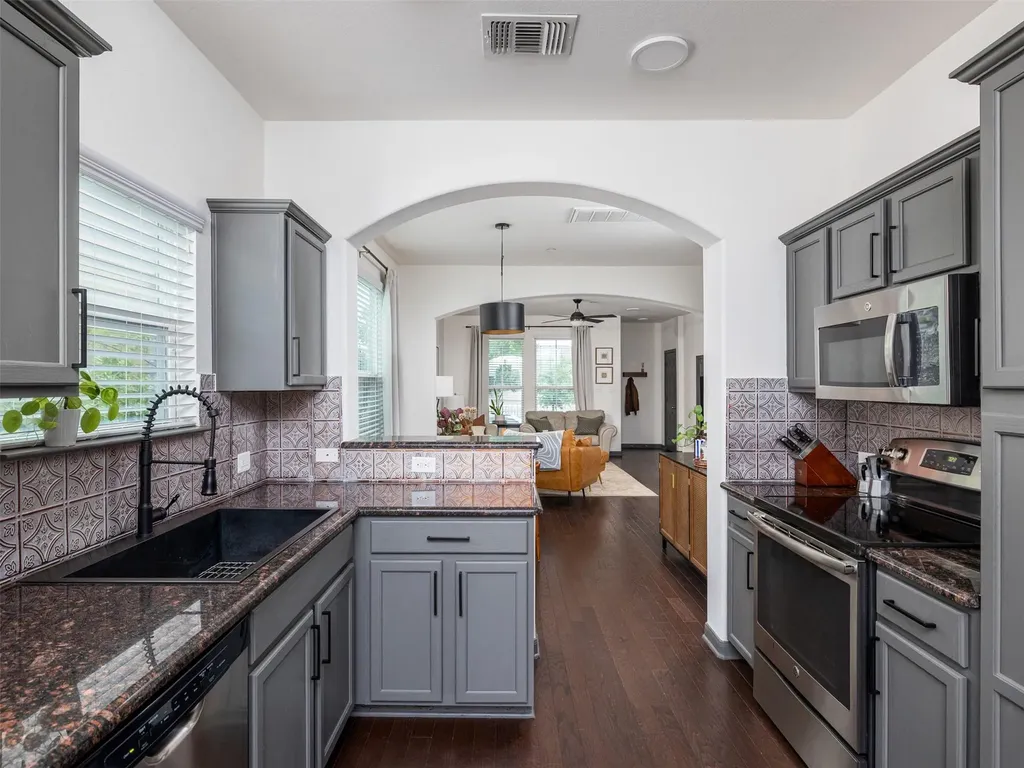 532 Lookout Tree Lane Round Rock TX 78664
