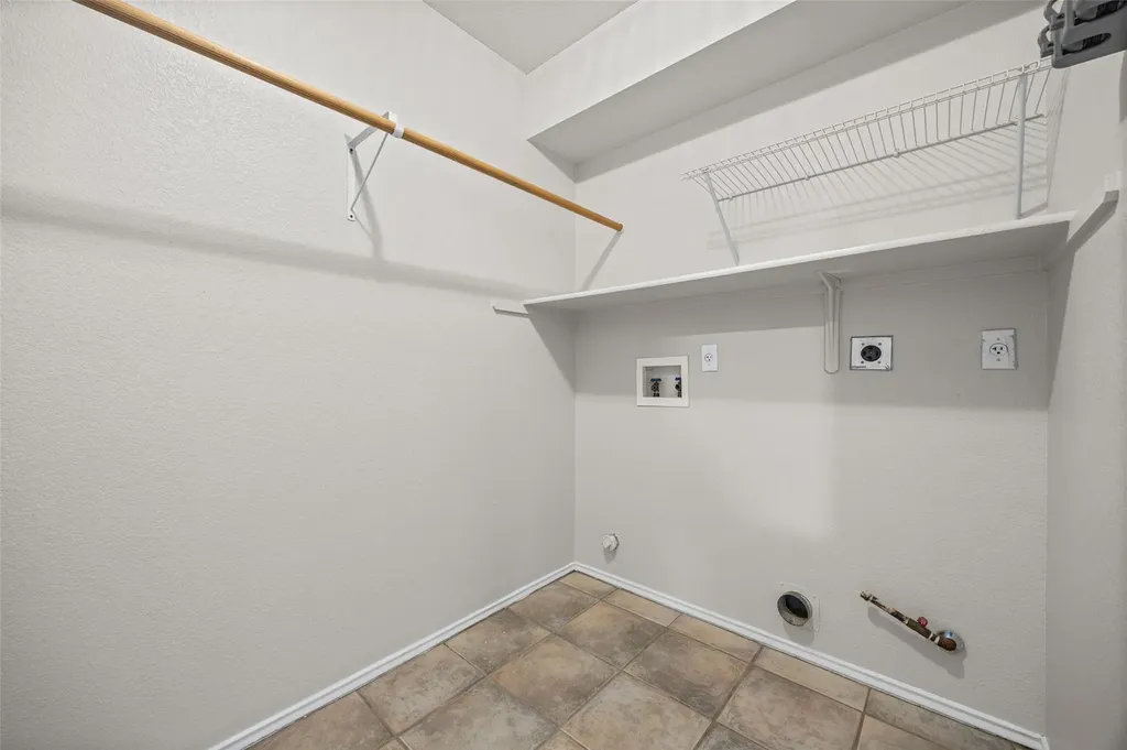 1524 Lochaline Loop Pflugerville TX 78660