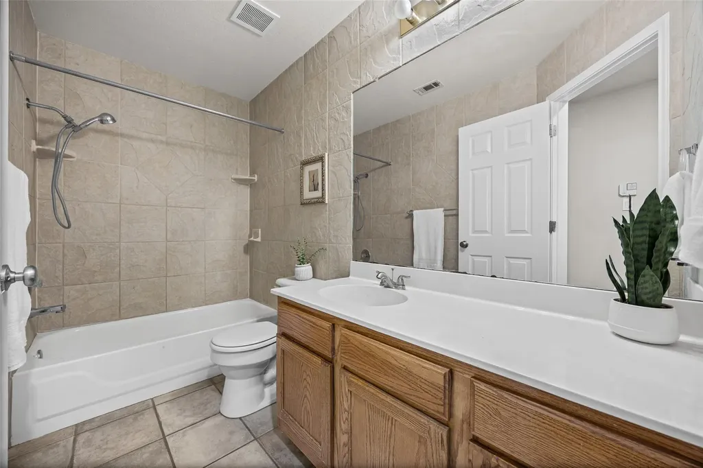 1524 Lochaline Loop Pflugerville TX 78660