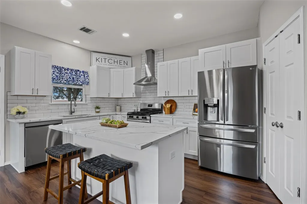 1524 Lochaline Loop Pflugerville TX 78660