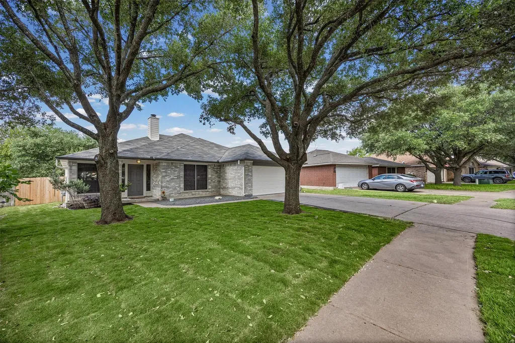 1524 Lochaline Loop Pflugerville TX 78660