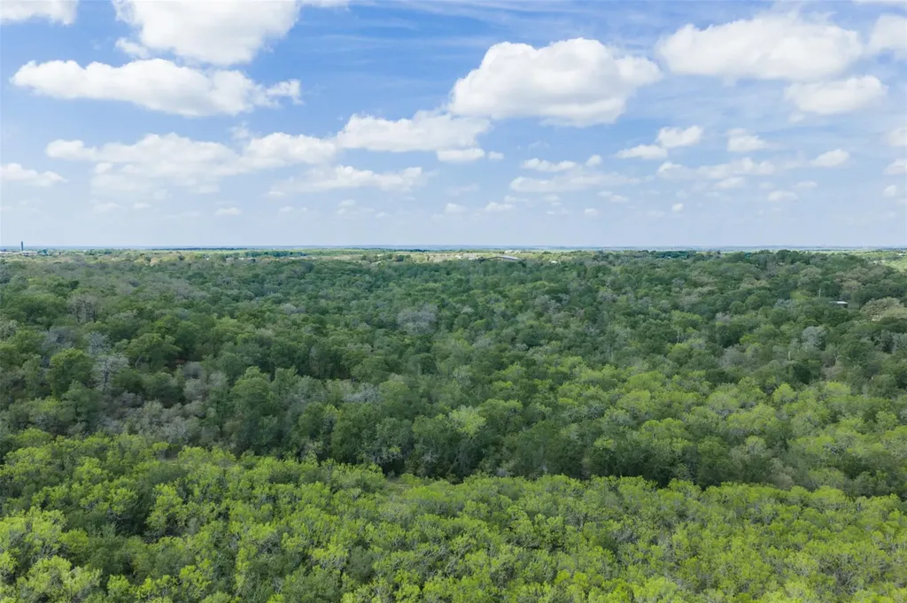 8519 State Park Road Lockhart TX 78644