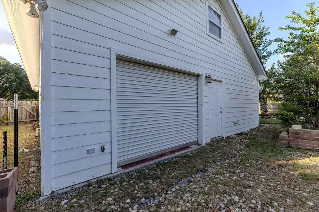 104 Adelfa Drive Round Rock TX 78664