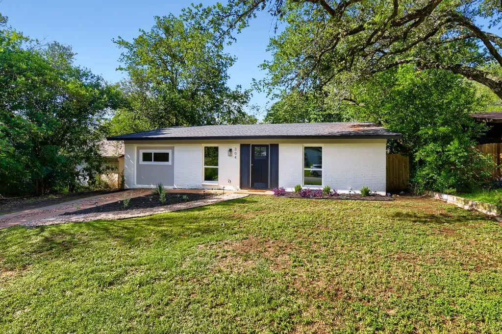 304 Sheraton Avenue Austin TX 78745
