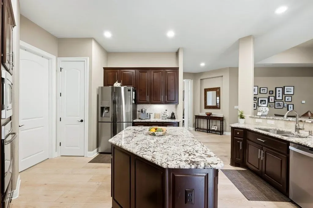 4020 Vail Divide Austin TX 78738