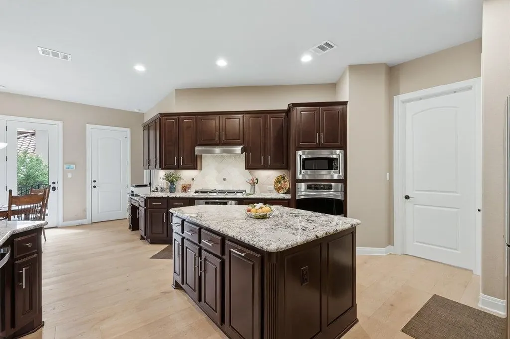 4020 Vail Divide Austin TX 78738