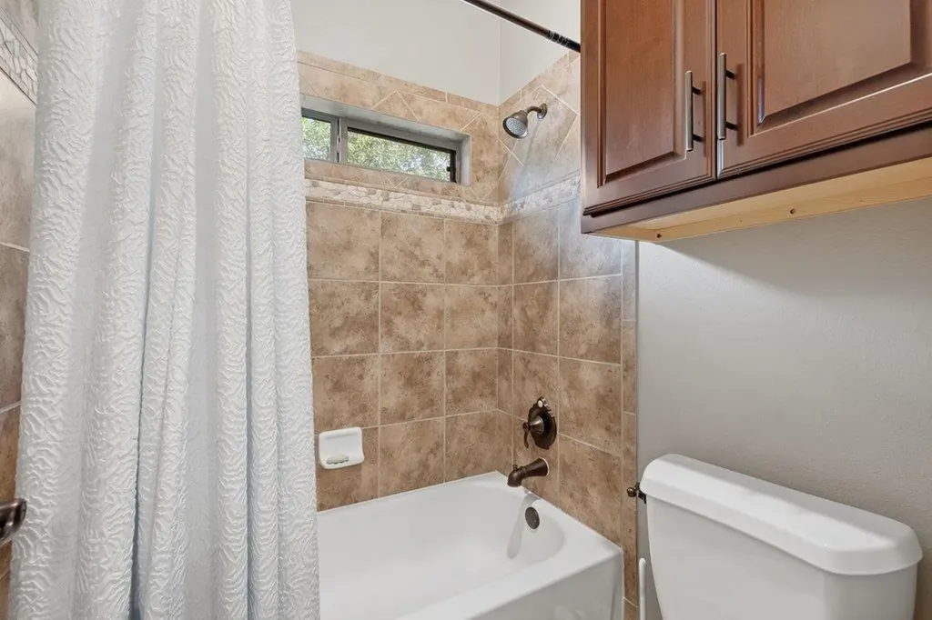 4020 Vail Divide Austin TX 78738