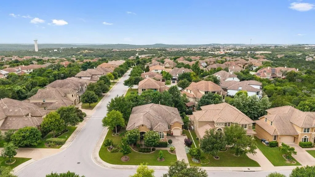 4020 Vail Divide Austin TX 78738