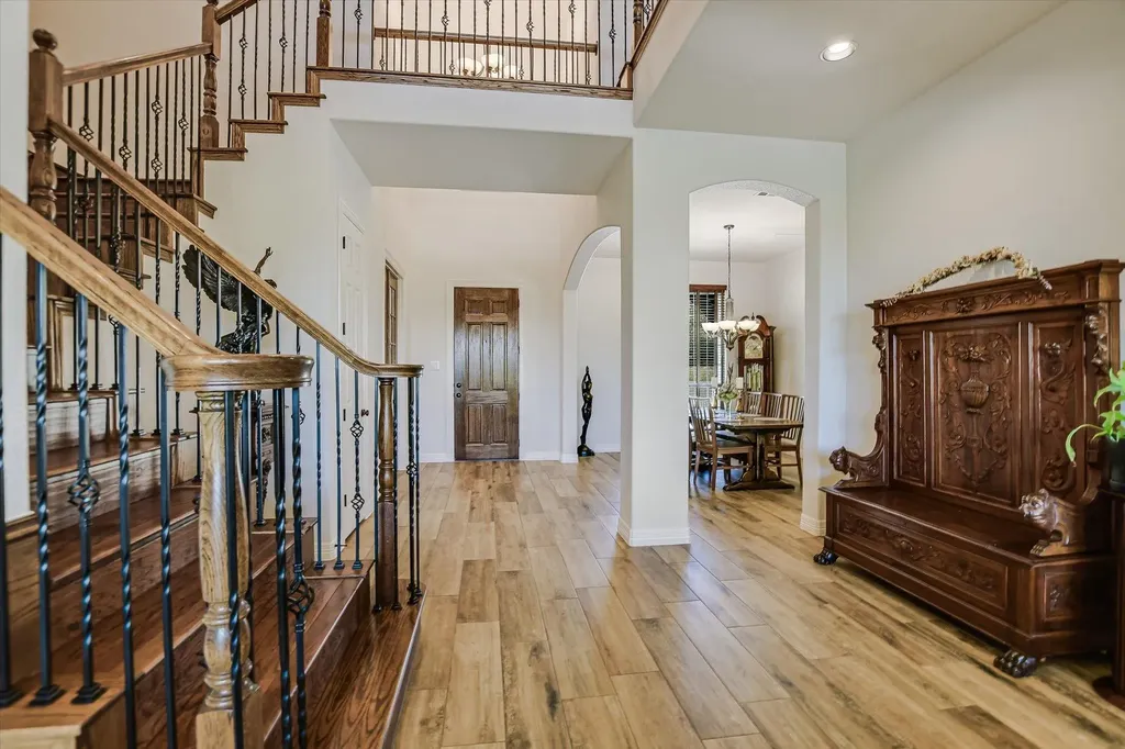 2404 First View Leander TX 78641