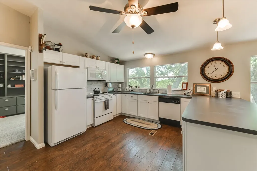 24601 Singleton Bend East Road Marble Falls TX 78654