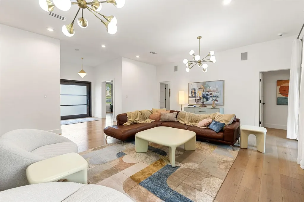 10200 La Costa Drive Austin TX 78747