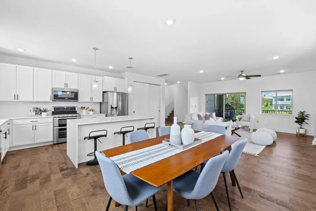 5315 La Crosse Avenue Austin TX 78739