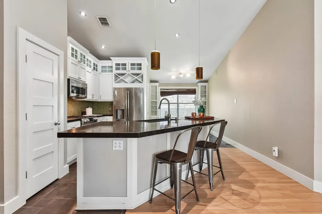 5815 Lomita Verde Circle Austin TX 78749