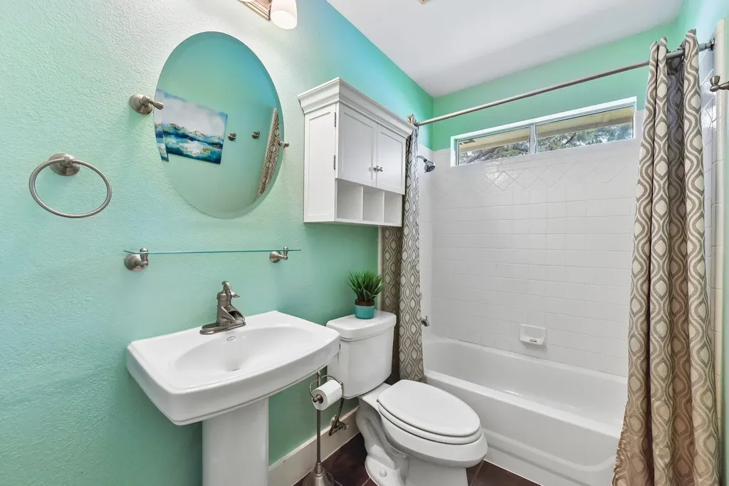 5815 Lomita Verde Circle Austin TX 78749