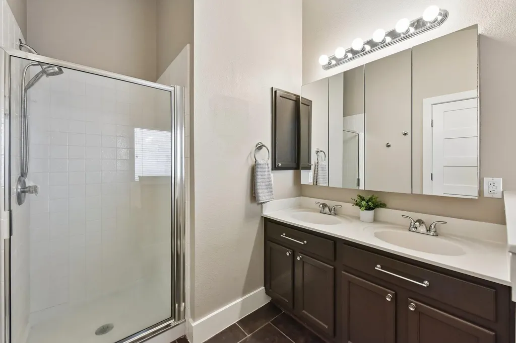 5815 Lomita Verde Circle Austin TX 78749