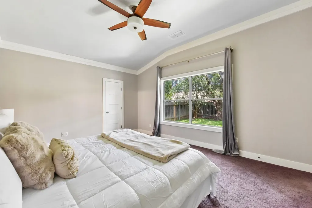 5815 Lomita Verde Circle Austin TX 78749