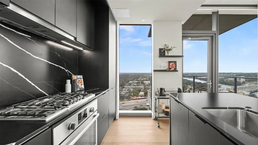 44 East Avenue Austin TX 78701