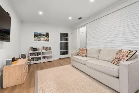 1804 Raleigh Avenue Austin TX 78703