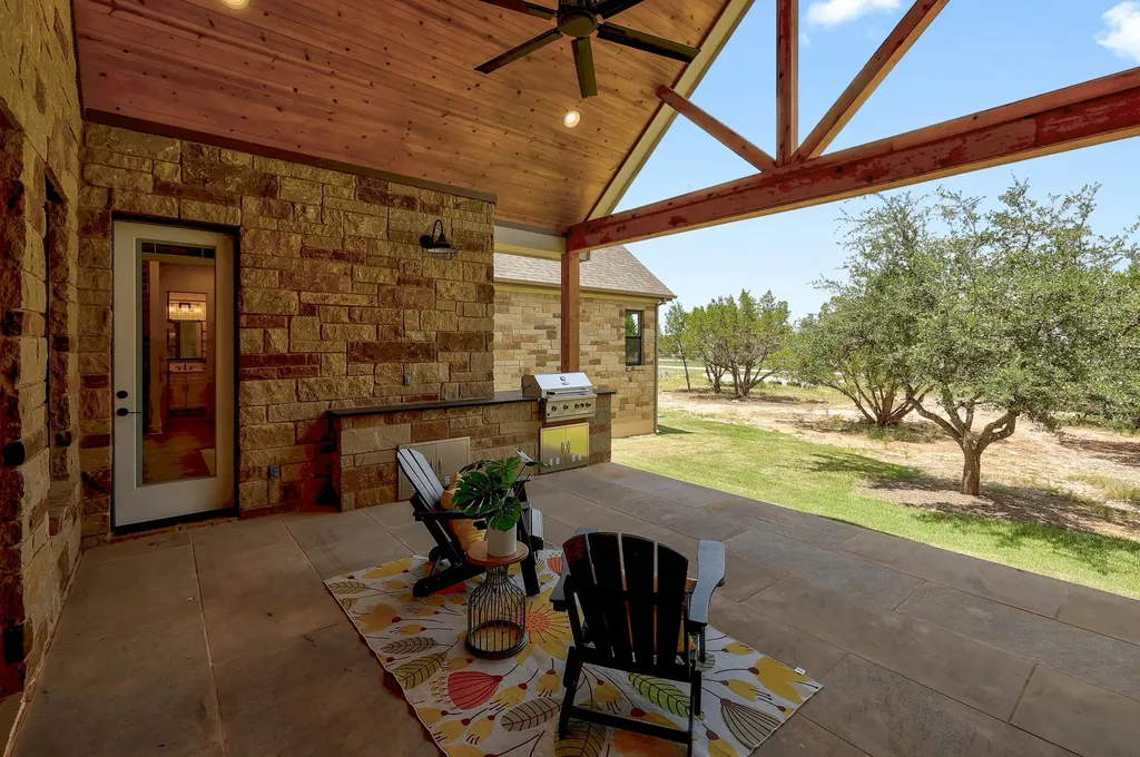 217 Joya Drive Liberty Hill TX 78642