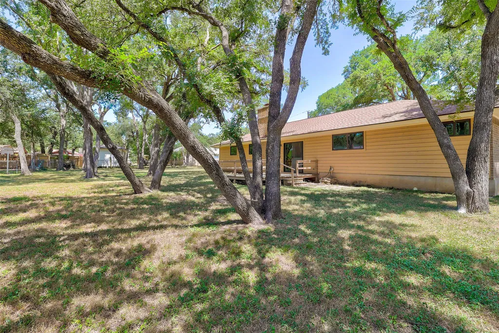 307 Las Plumas Drive Georgetown TX 78628
