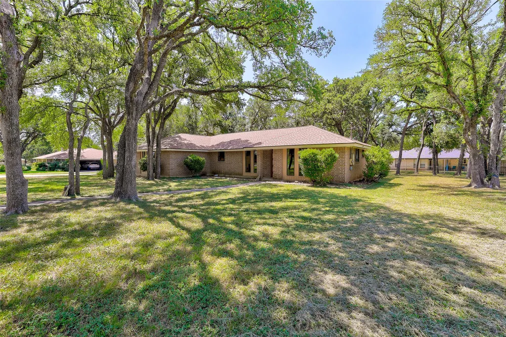 307 Las Plumas Drive Georgetown TX 78628