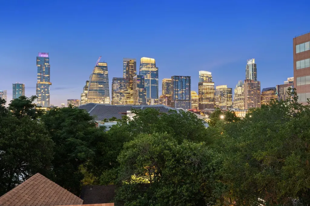 516 Bouldin Drive Austin TX 78704