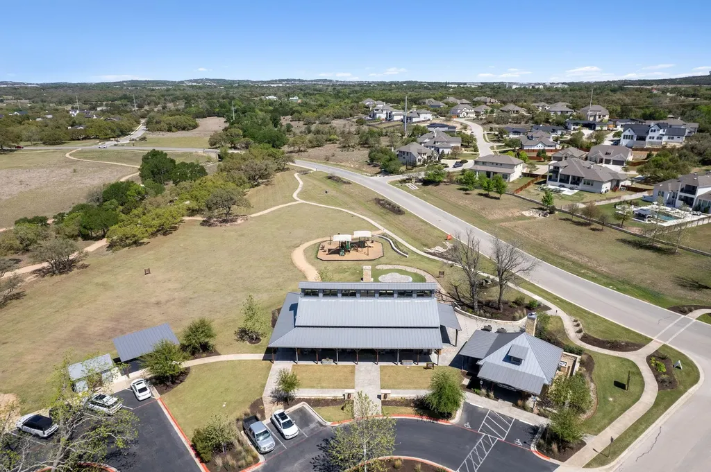 306 Bridge Water Loop Dripping Springs TX 78620