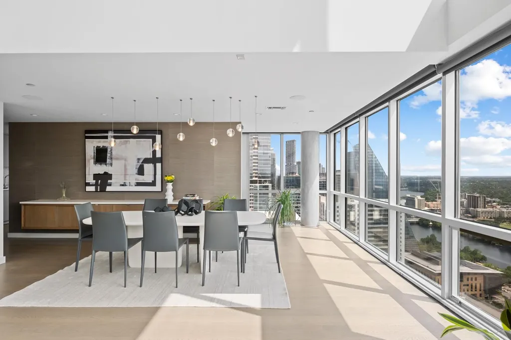 300 Bowie Street Austin TX 78703