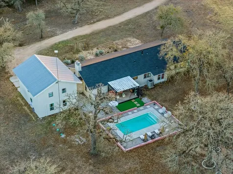 510 Thousand Oaks Drive Cedar Creek TX 78612
