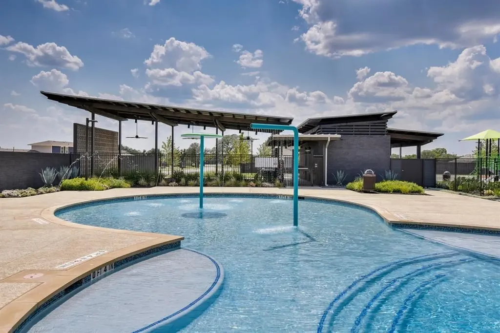 293 Tequilana Pass Leander TX 78641
