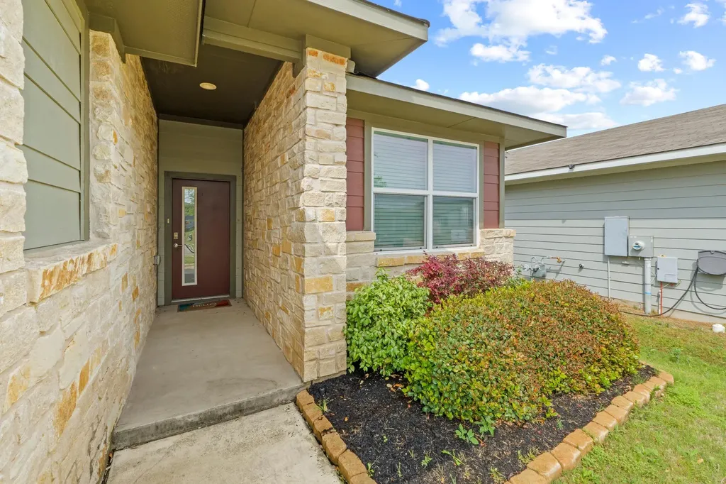 293 Tequilana Pass Leander TX 78641