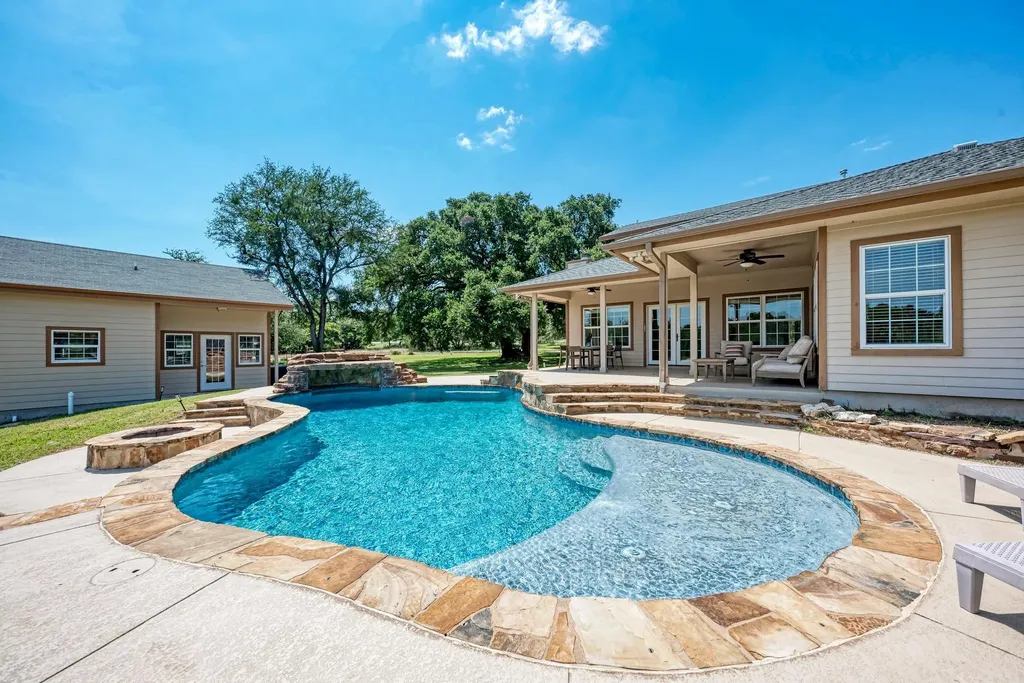 480 Mustang Mesa Liberty Hill TX 78642