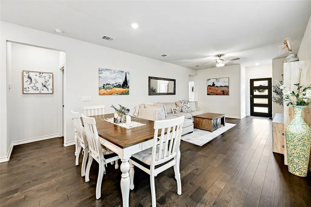 761 Long Run Liberty Hill TX 78642