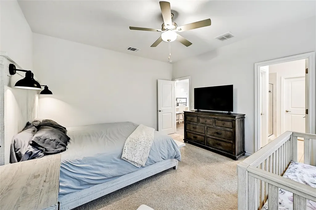 761 Long Run Liberty Hill TX 78642