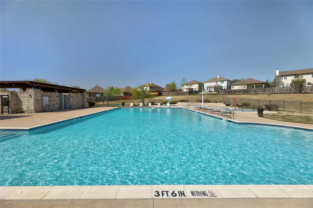 761 Long Run Liberty Hill TX 78642