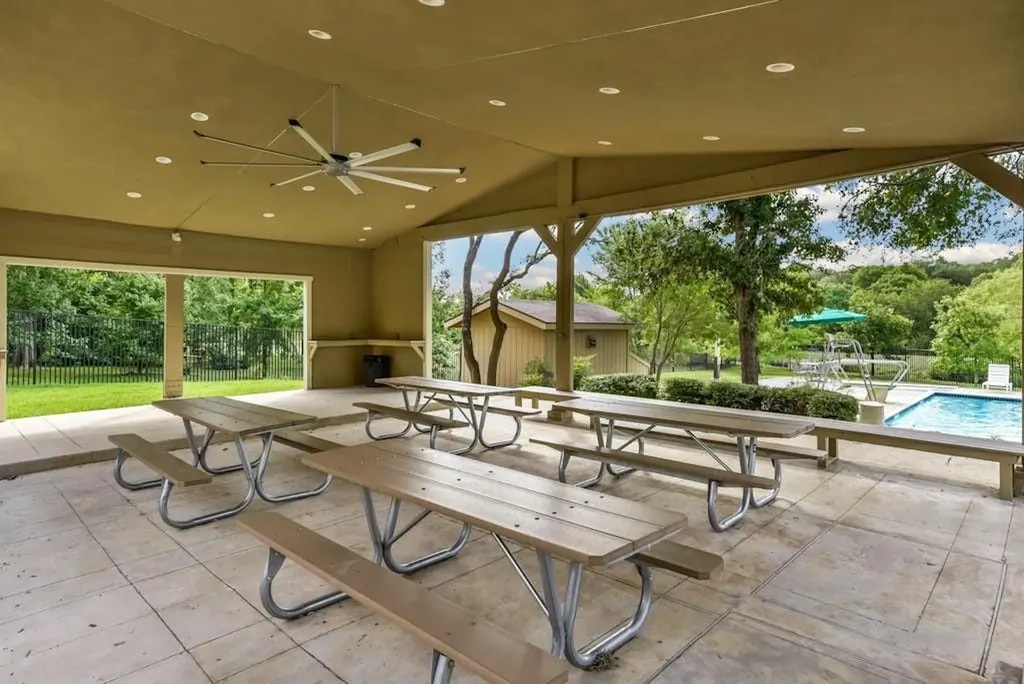 4707 Trail Crest Circle Austin TX 78735