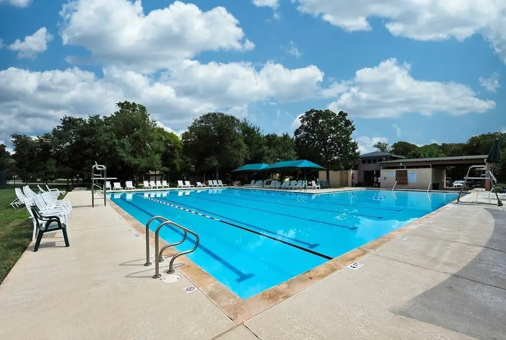 4707 Trail Crest Circle Austin TX 78735