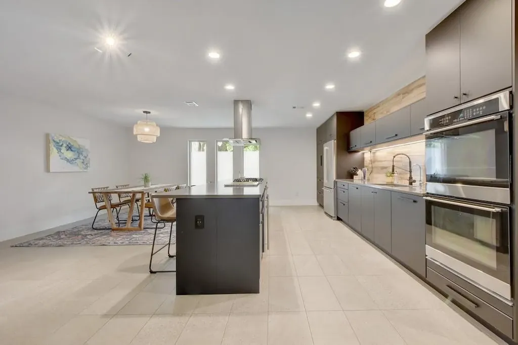 4707 Trail Crest Circle Austin TX 78735