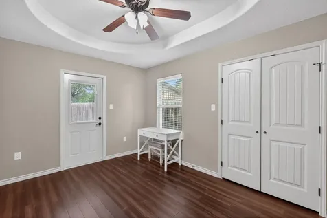 212 Knights Row Cottonwood Shores TX 78657