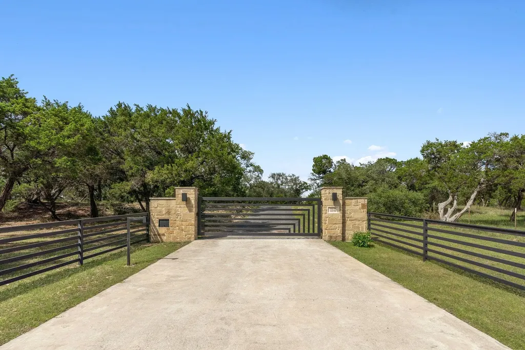 11778 Rim Rock Trail Austin TX 78737