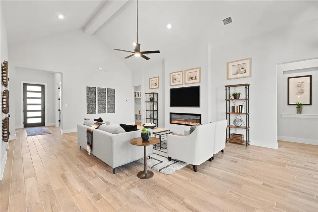 209 Firethorn Road Marble Falls TX 78654