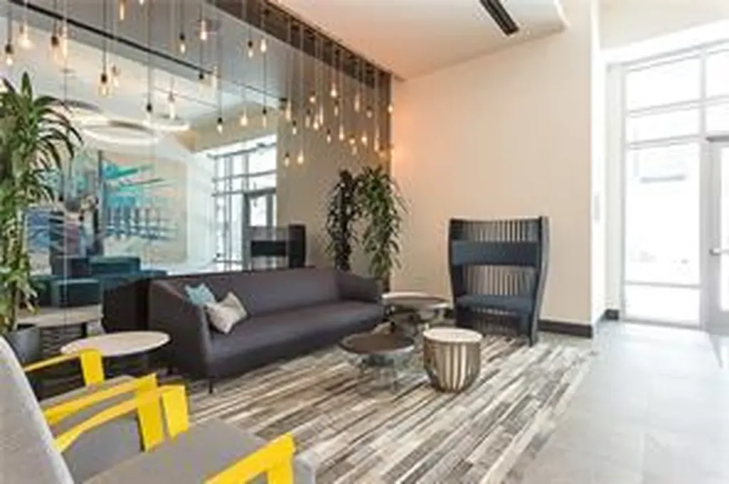 222 West Avenue Austin TX 78701